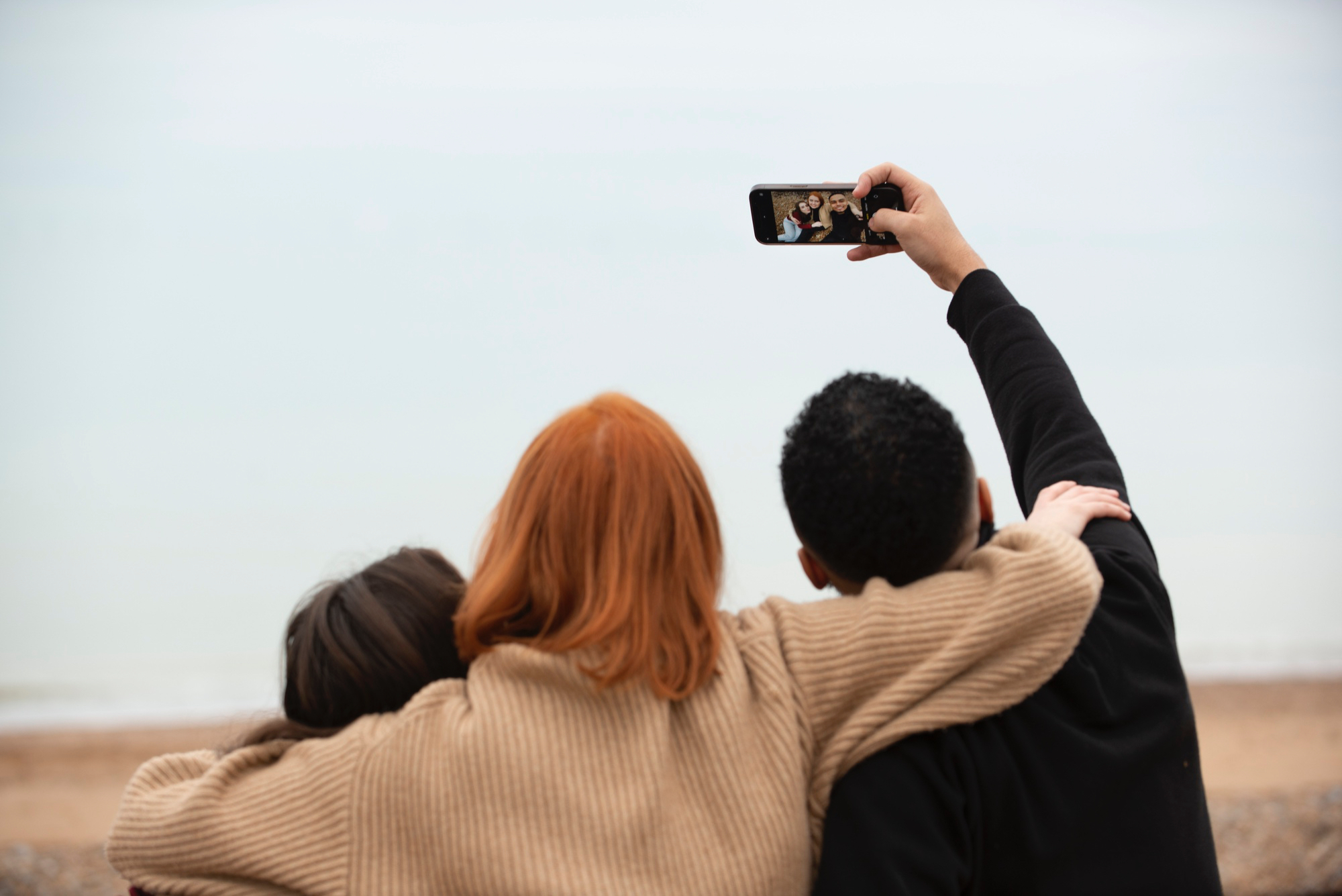 Чи дійсно існує трикутник кохання? Розбираємо теорію