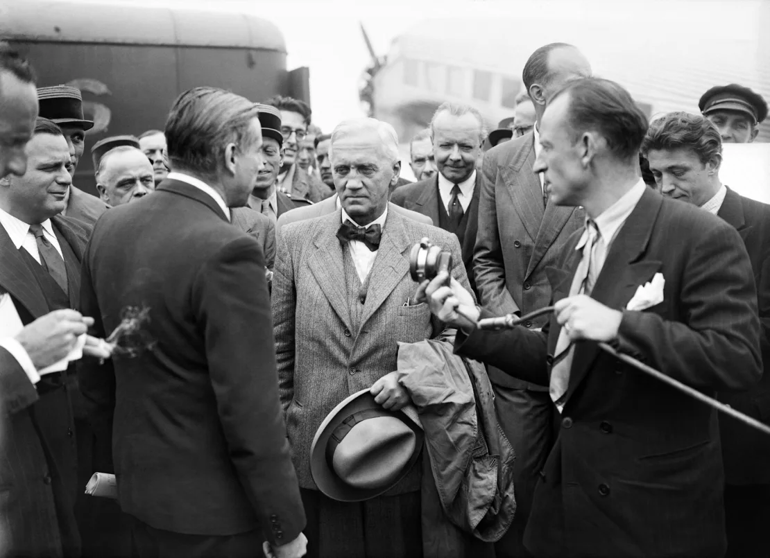 Лауреат Нобелівської премії попереджає світ про небезпеку штучного інтелекту