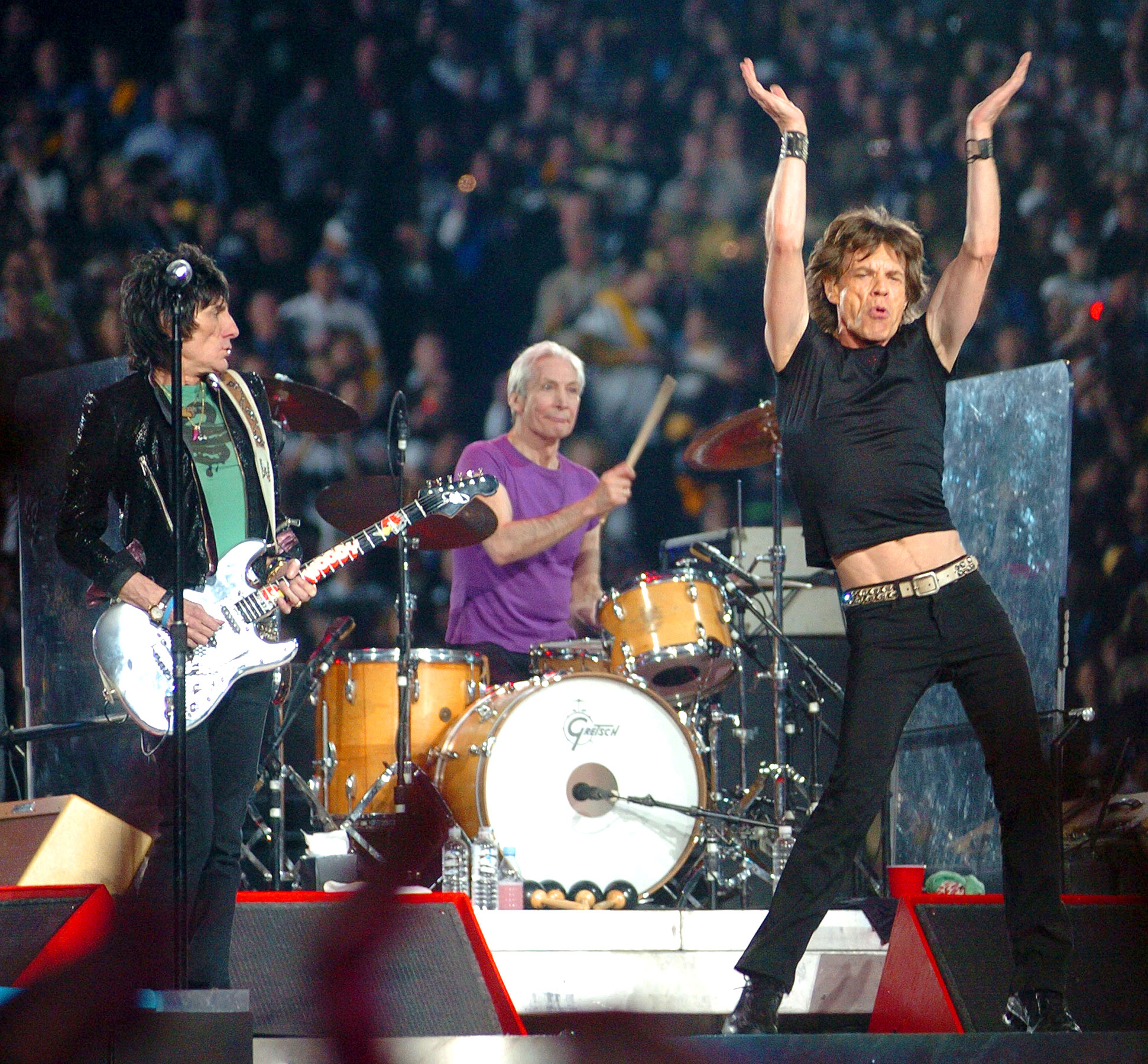 Барабанщик The Rolling Stones Чарли Уоттс умер в возрасте 80 лет