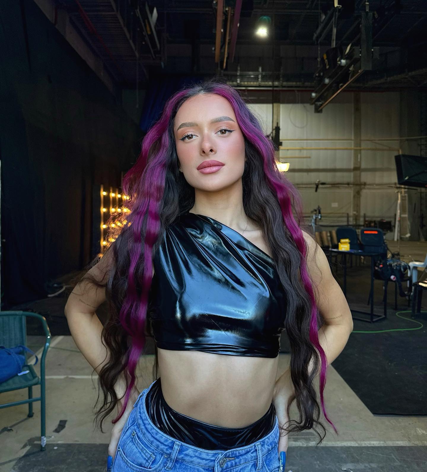 Жила в РФ и имеет украинские корни: что известно о представительнице Израиля на Евровидении 2024