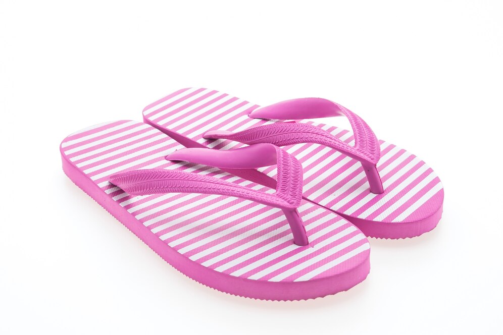 7 видів взуття, які найбільше шкодять ногам: в списку є шльопанці