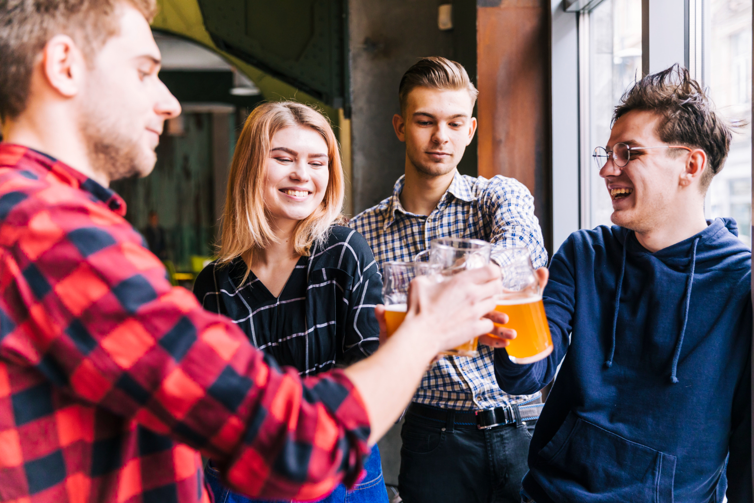 Эксперты по долголетию назвали 9 способов дожить до 100 лет