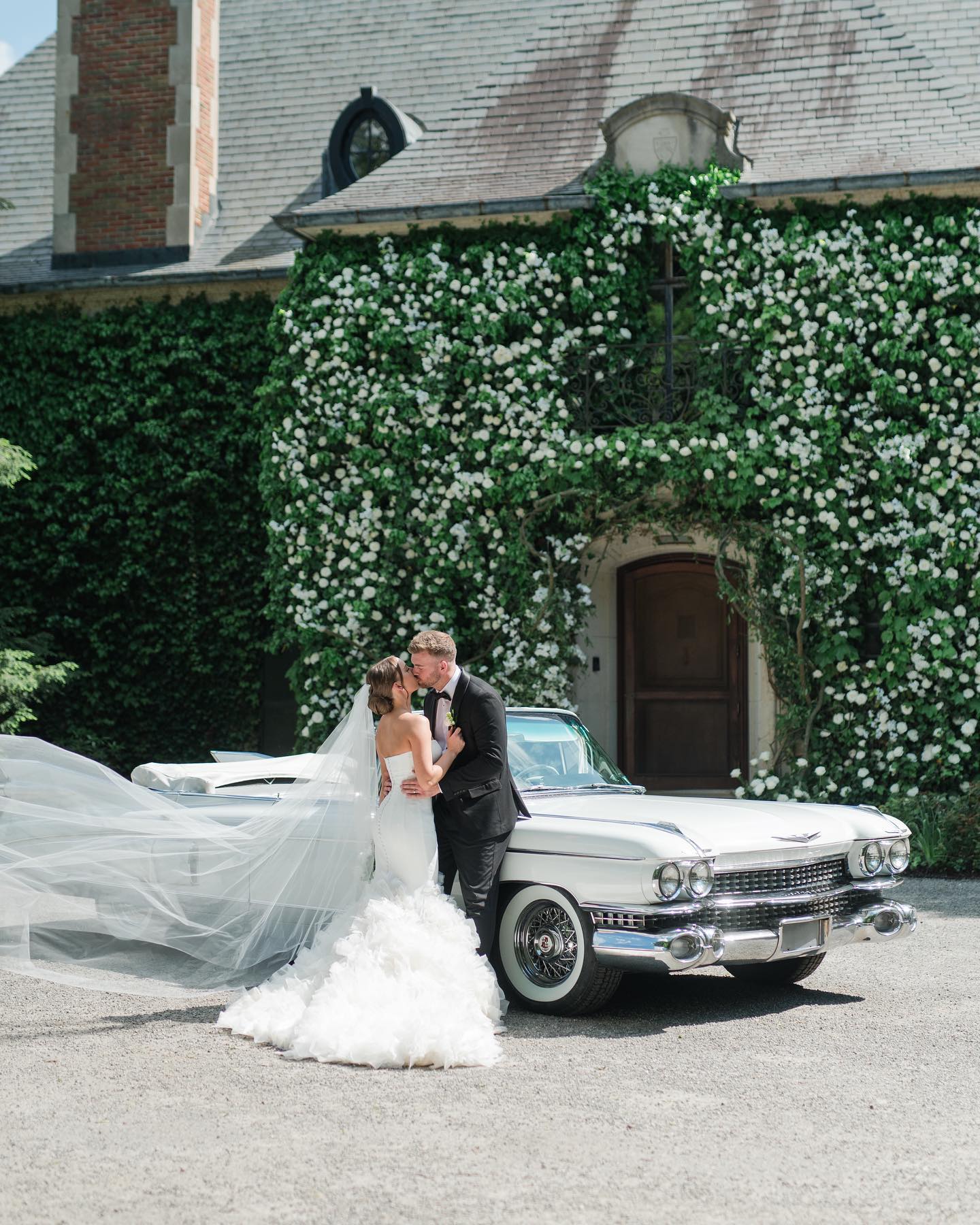 Донька Емінема вийшла заміж: зворушливе фото танцю з батьком