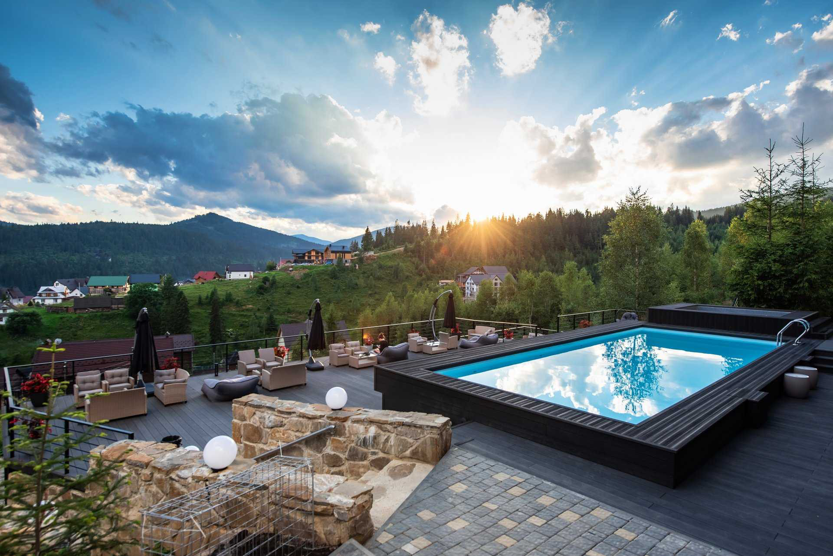 Гуцульські терми. У скільки обійдеться спа-відпочинок в Карпатах восени