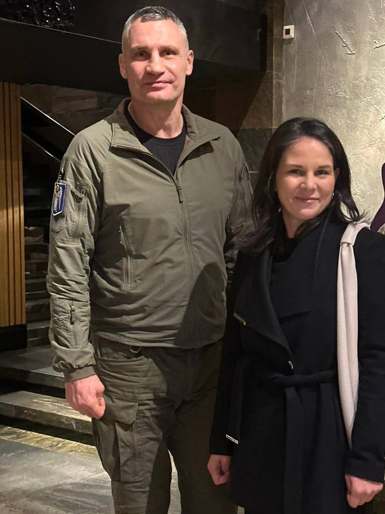 Кличко зустрівся з головою МЗС Німеччини Бербок: подробиці