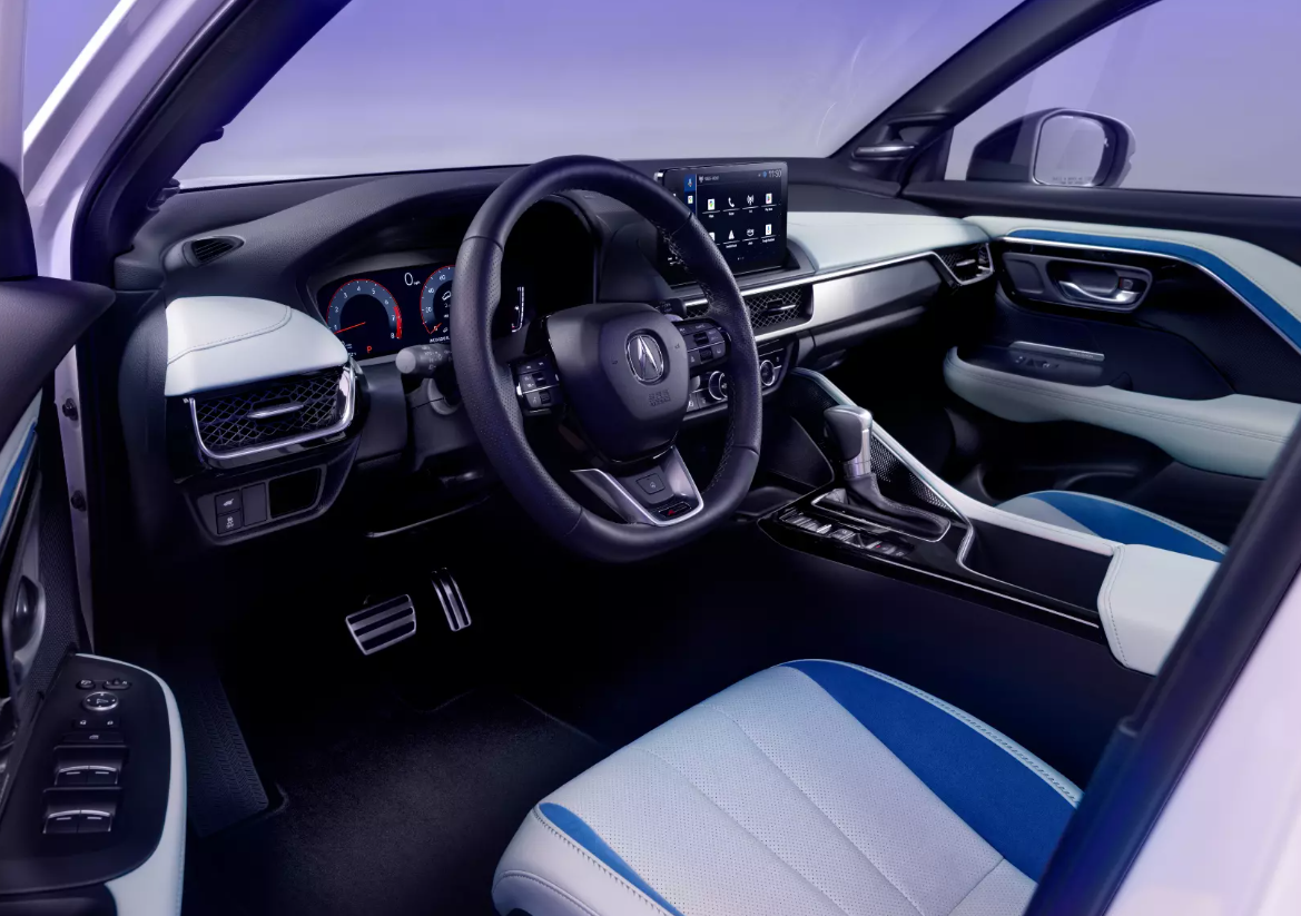 Acura представила самый маленький кроссовер ADX