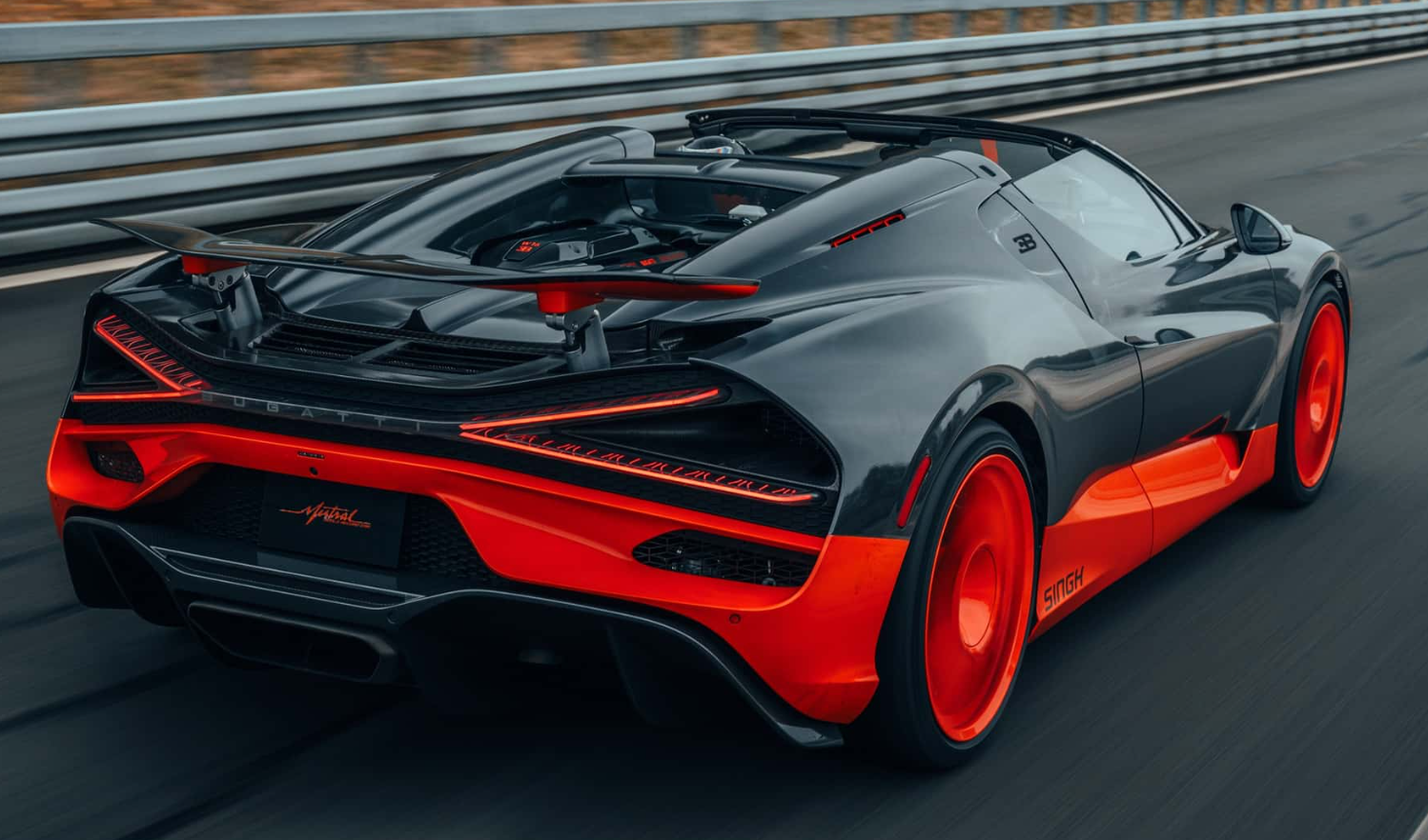 Названо найшвидший у світі автомобіль без даху