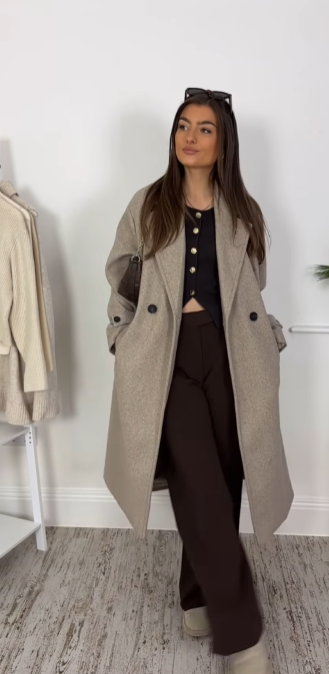 Як стилізувати звичайне пальто, щоб бути наймоднішою. Топ-3 варіанти, які легко повторити