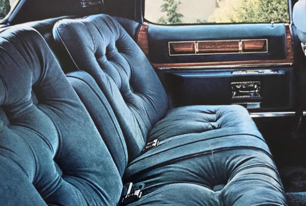 Тепер так не роблять: ТОП-5 опцій, які зникли з сучасних авто