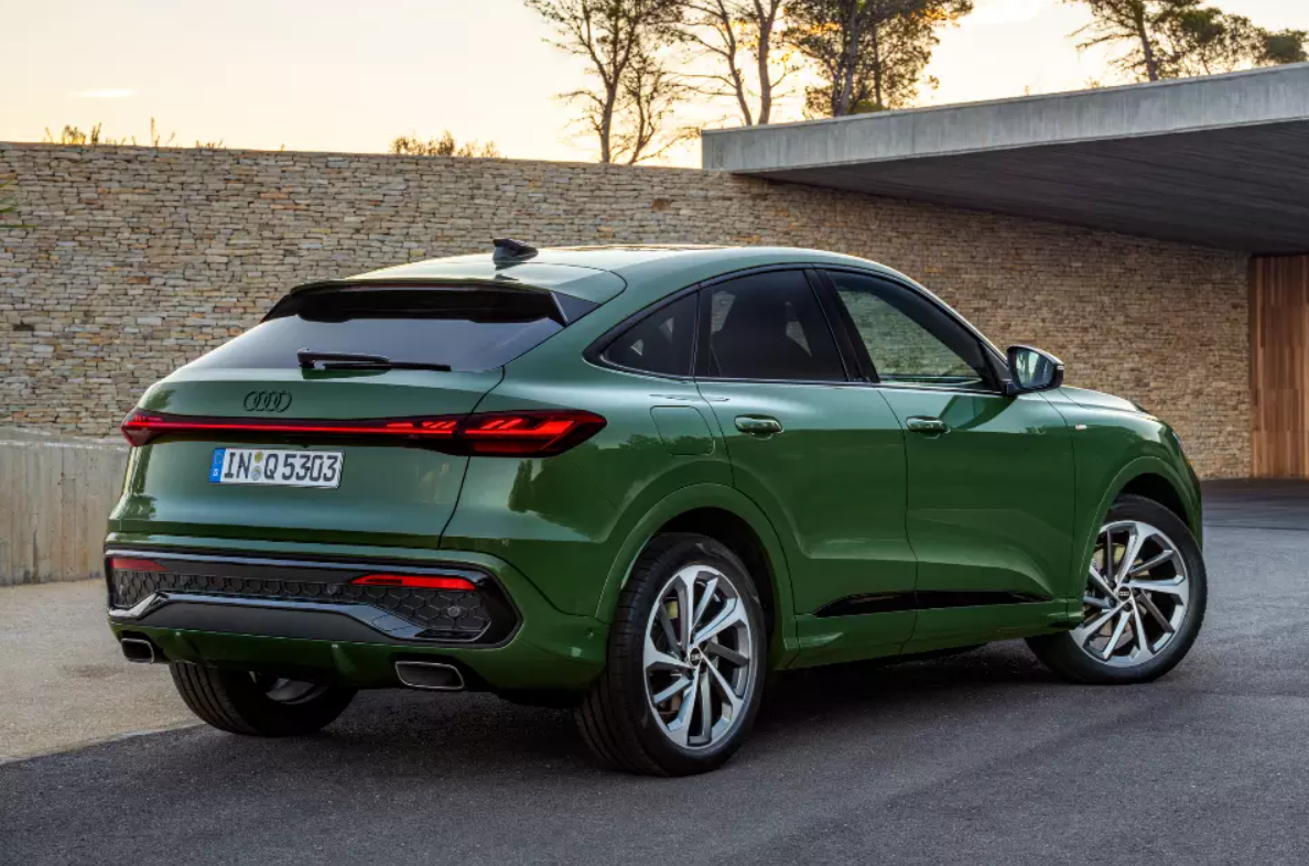 Audi показала одразу два нових кросовери: подробиці