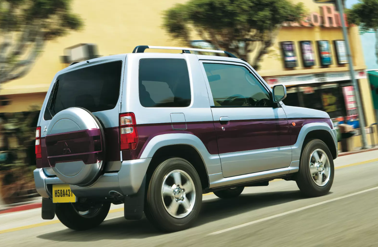 Mitsubishi планує відродити найменший позашляховик Pajero: подробиці