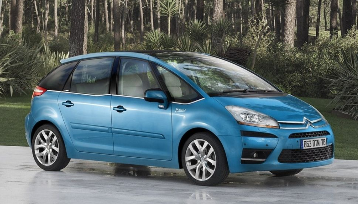 Від 3 тисяч доларів: ТОП-5 недорогих мінівенів із пробігом