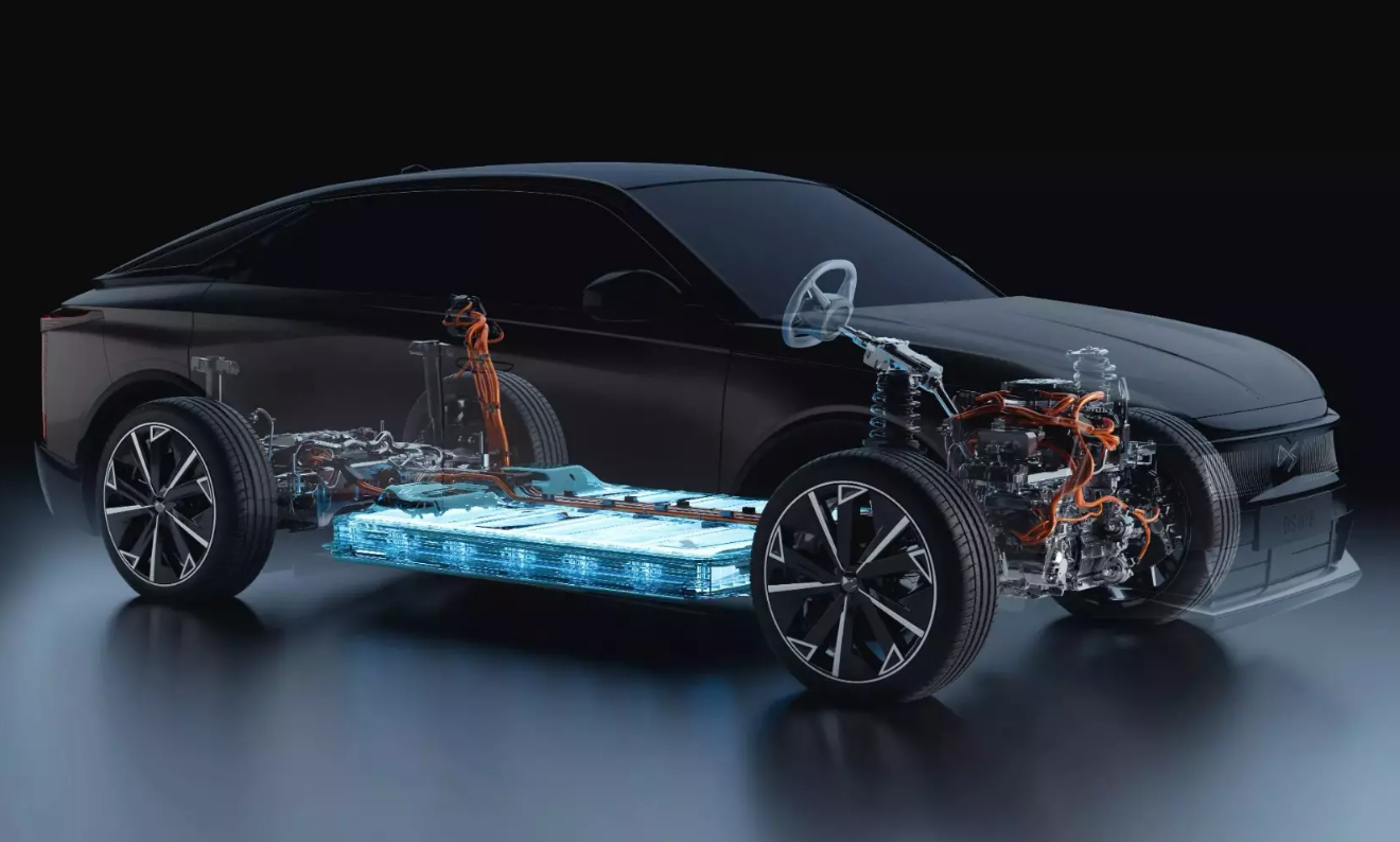 DS показала новий електричний кросовер: опубліковані ціни та характеристики