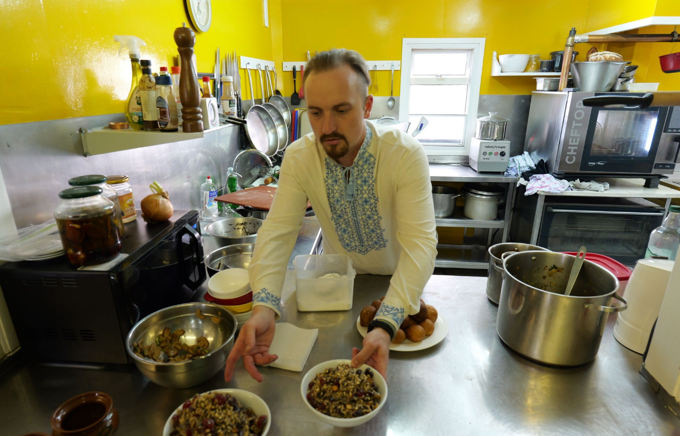 Колядки онлайн і "щаслива" пампушка. Як святкували Різдво українські полярники (фото)