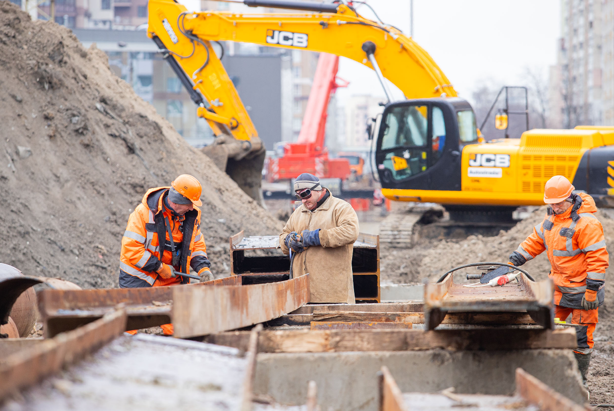 У КМДА показали, як будують метро на Виноградар (фото, відео)