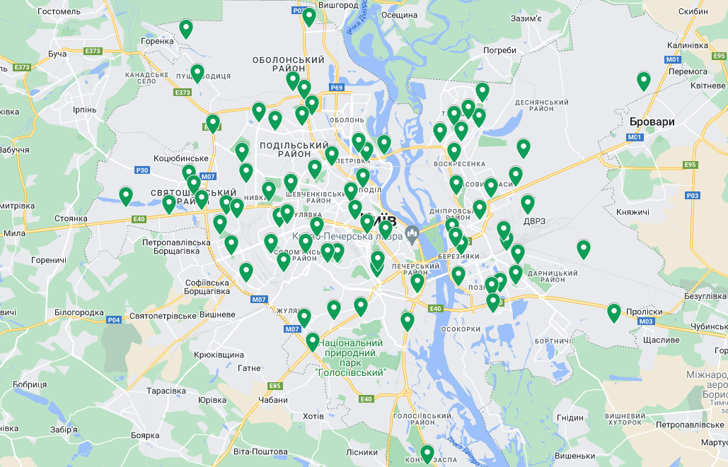 В Киеве заработали пункты приема новогодних елок: как найти ближайший