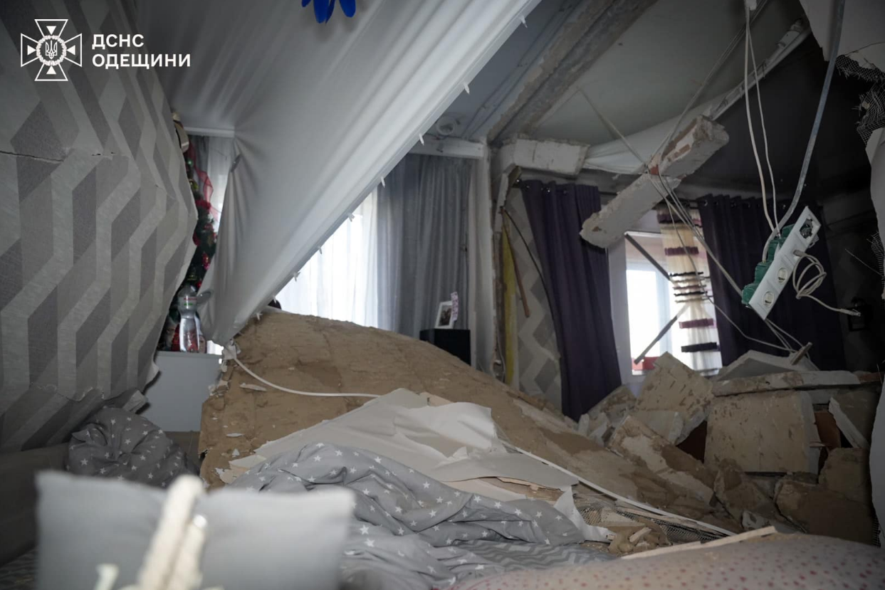 В многоэтажке Одессы вспыхнула стиральная машина: пострадал ребенок (фото)