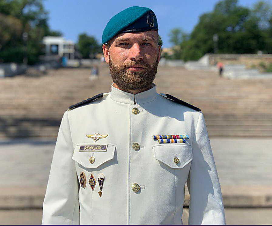 Вірний завжди. Де зараз морпіх "Волина", який захищав Маріуполь і пройшов полон