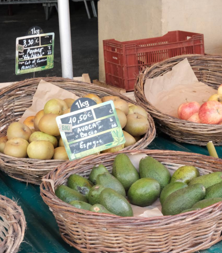 Не лише гречка. За якими продуктами з дому сумують українці за кордоном: список вас здивує