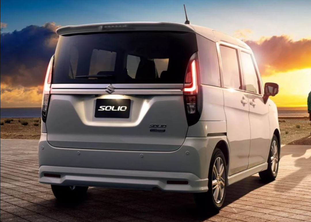 Suzuki представила оновлений міський компактвен Solio: ціни та характеристики