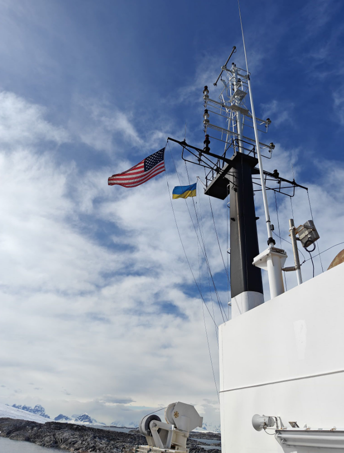 Впервые в истории. Как украинский ледокол "Ноосфера" обеспечивает морские исследования США