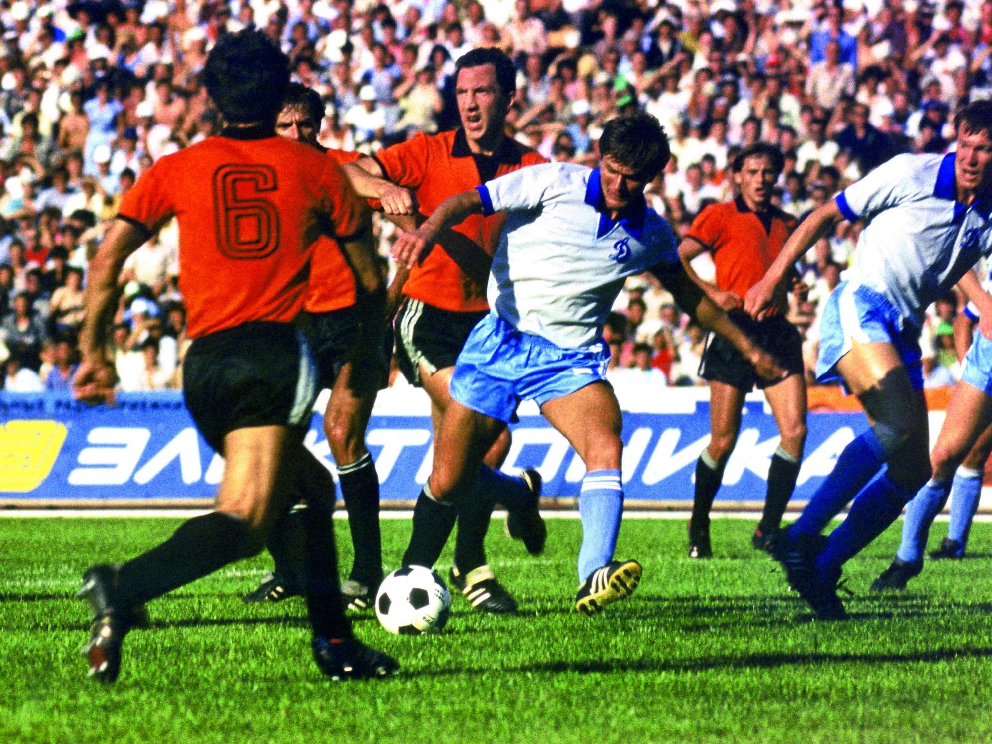 Зірка "Динамо-86" і реактивні вінгери, або Як українці не завоювали Іспанію до Довбика