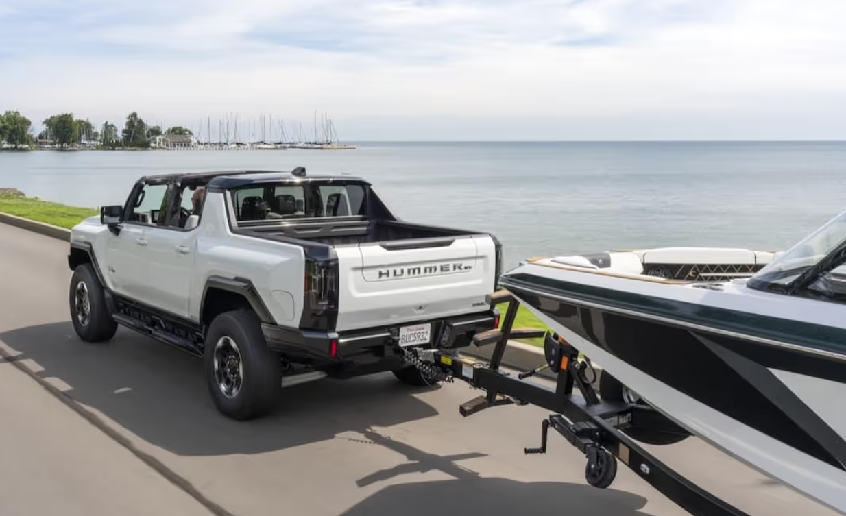 Как ездить на авто с прицепом: несколько действенных советов