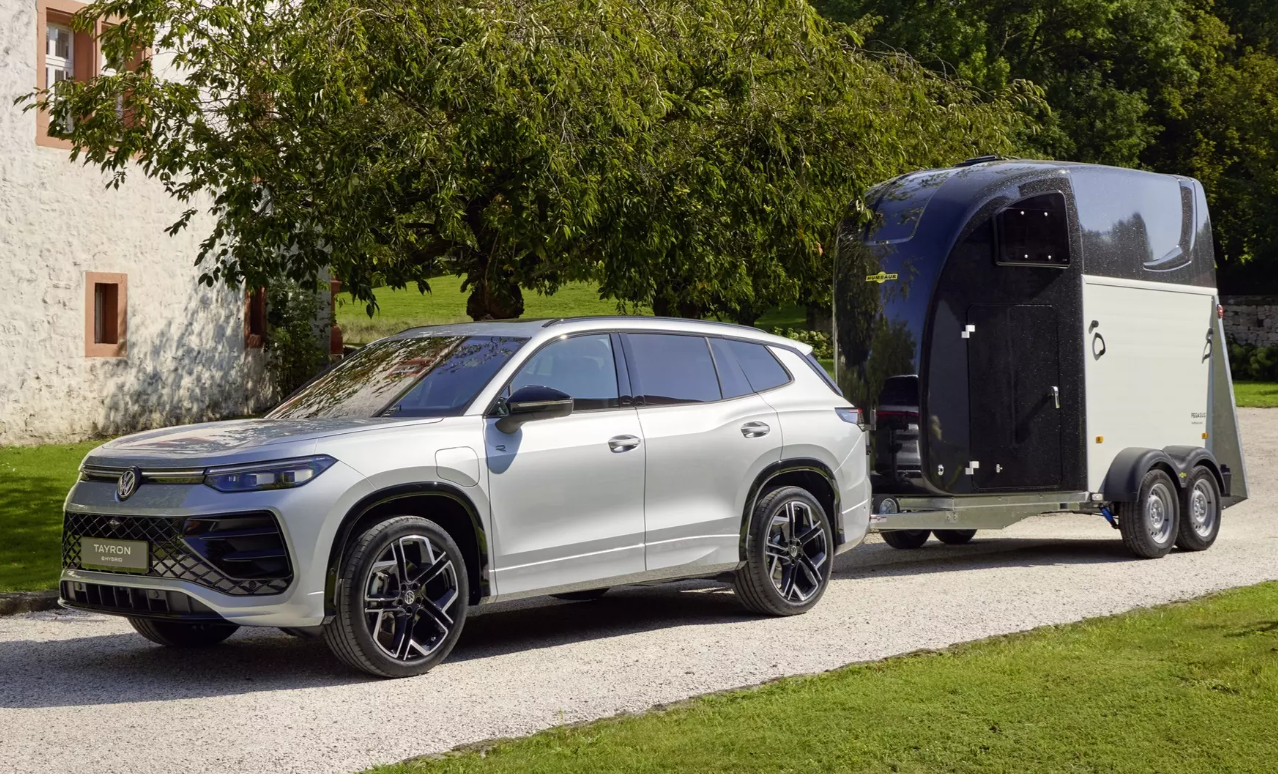 Volkswagen Tiguan и Passat получили новый мощный двигатель: цены и характеристики