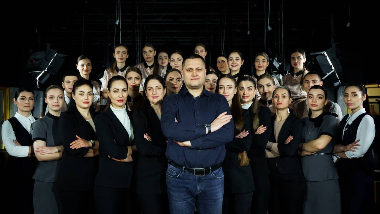 Дніпровська кіностудія попросила у Зеленського захисту від дій Нацполіції та суддів