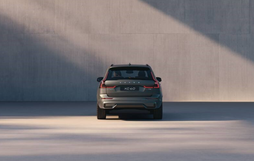 Volvo представила оновлений кросовер XC60