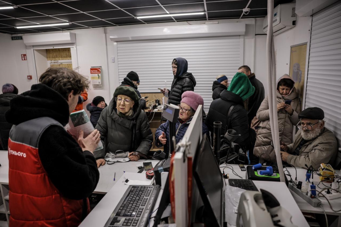 У Покровську закрили останню "Нову пошту": як працювало відділення в умовах війни (фото)