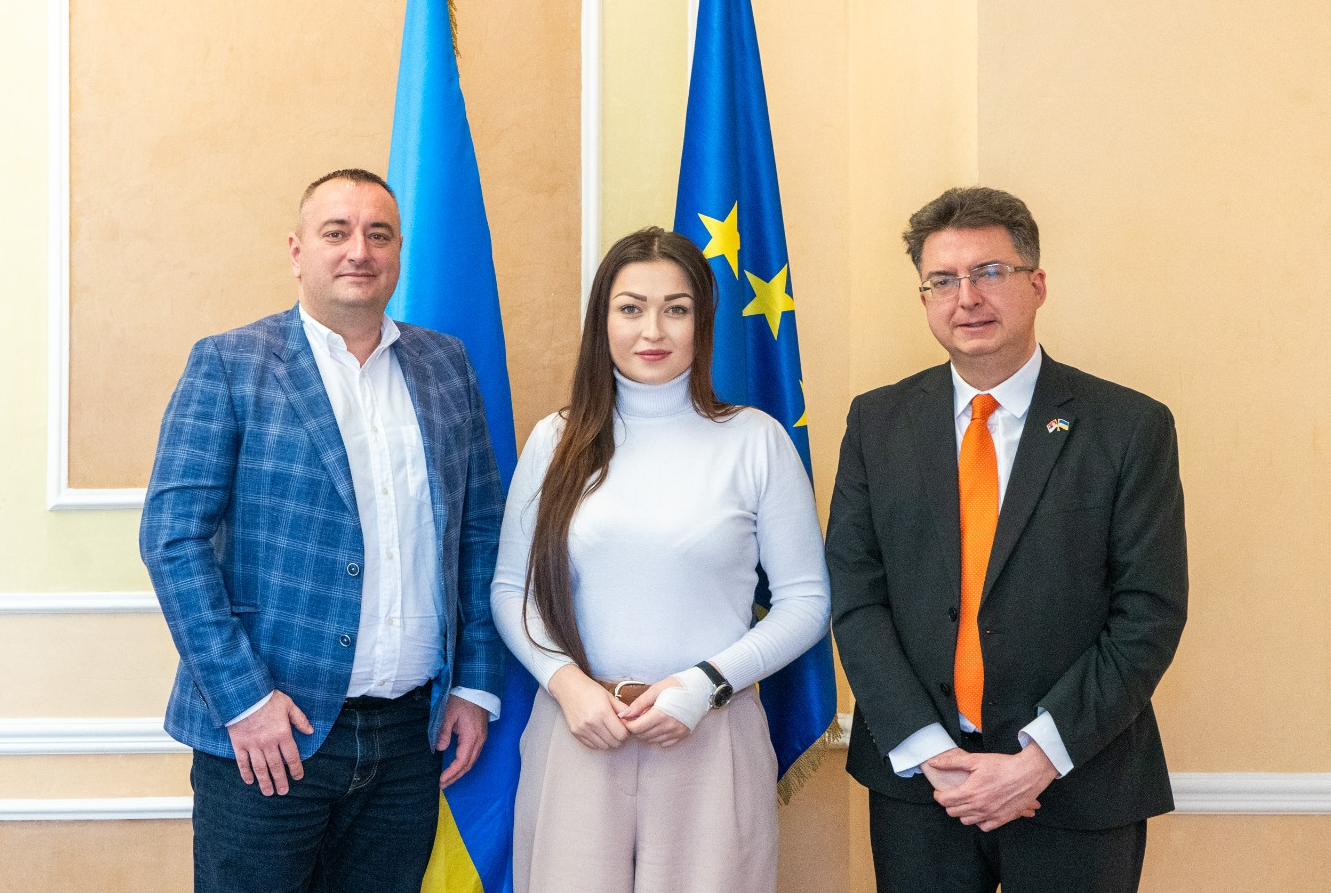 Ветерани України зможуть вивчати гуманітарне розмінування за кордоном: що відомо