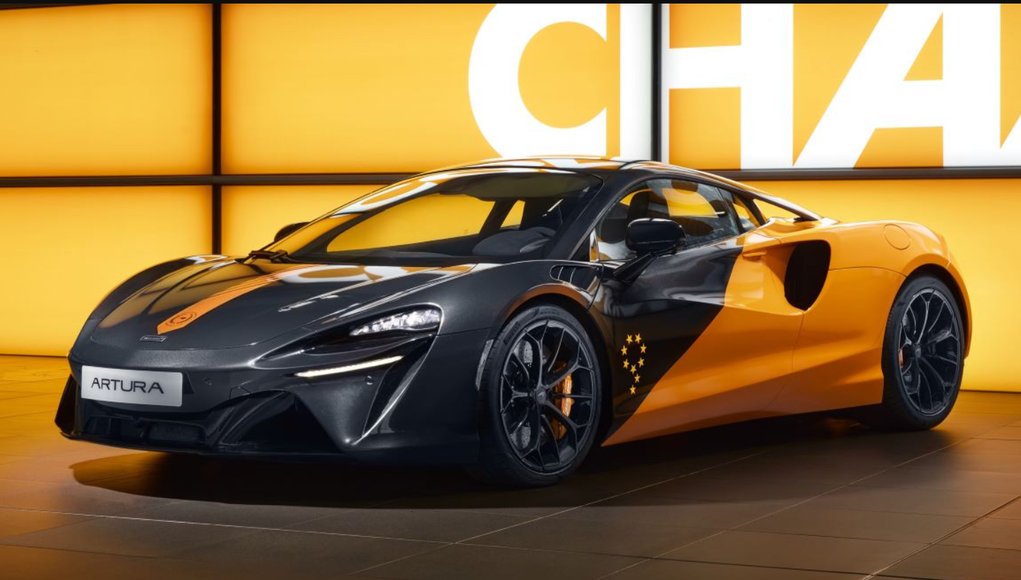 На честь перемоги у Формулі-1: McLaren підготував одразу два спеціальні гіперкари