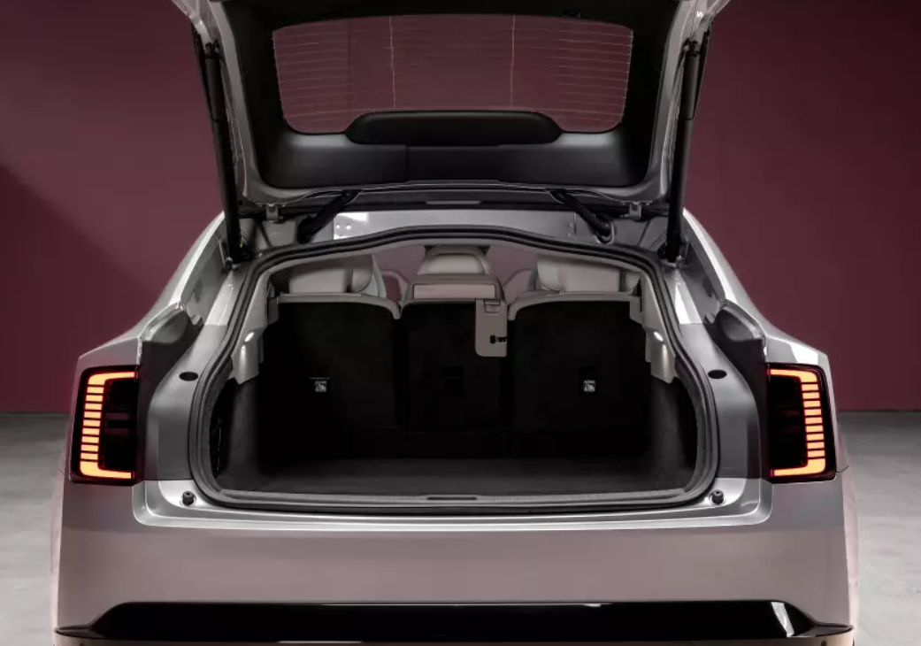 Volvo представив флагманський електромобіль ES90