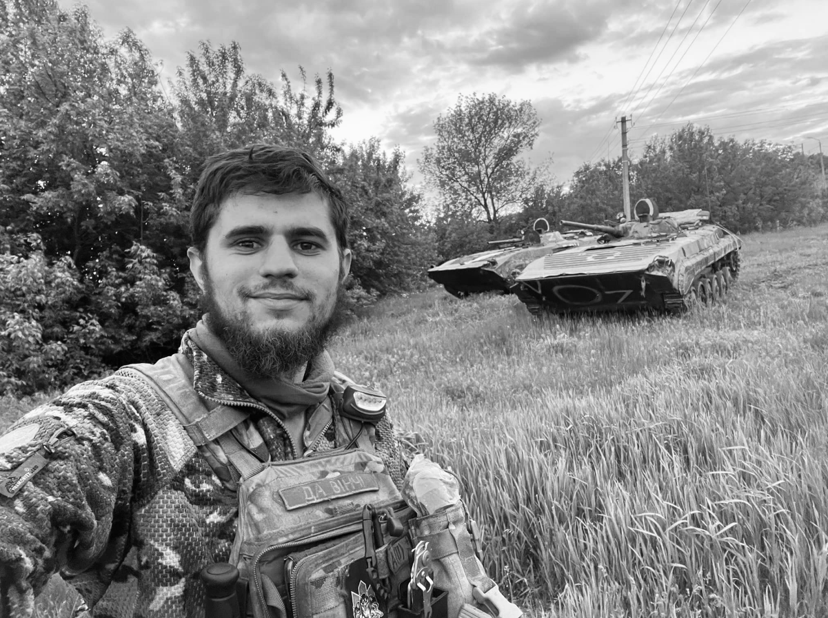 Два роки без "Да Вінчі". В Україні вшановують пам'ять легендарного воїна Дмитра Коцюбайла