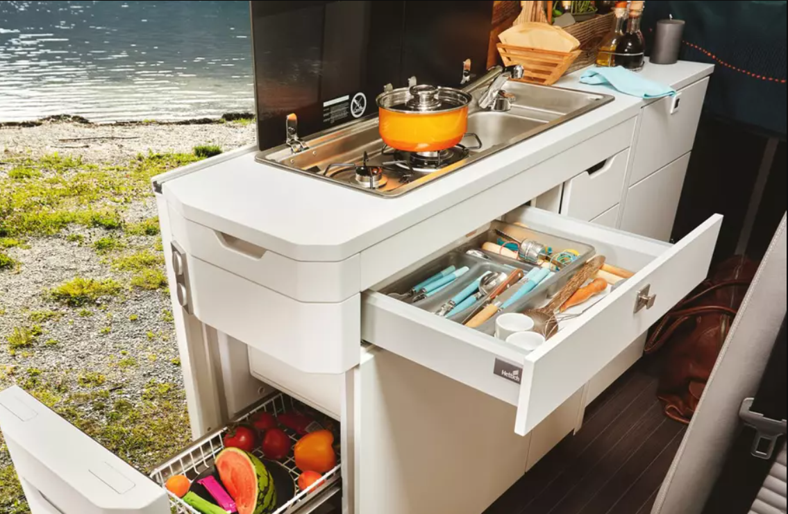 Volkswagen перетворив комерційний Crafter у будинок на колесах: подробиці