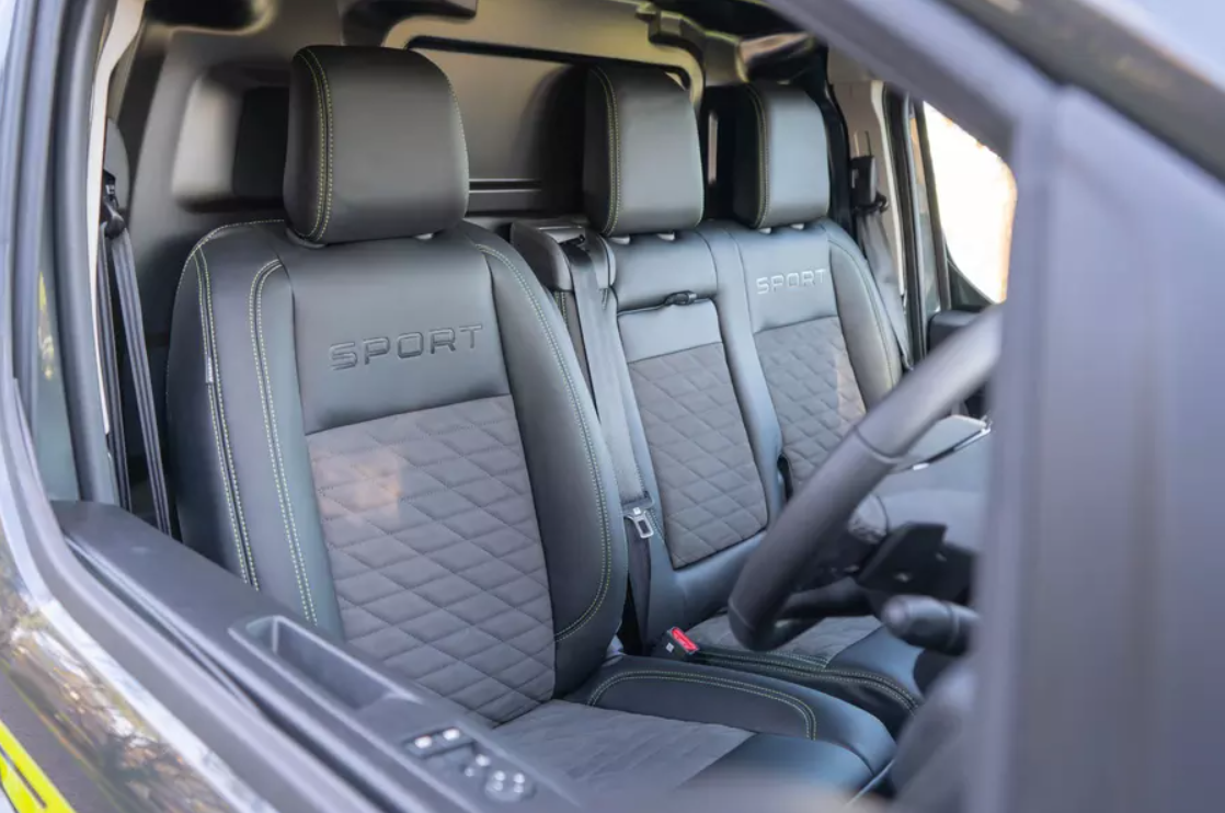 Минивэн Peugeot Expert получил спортивную версию: цены и характеристики