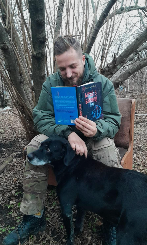 Мистецтво в окопах: історії поетів, які встали на захист України