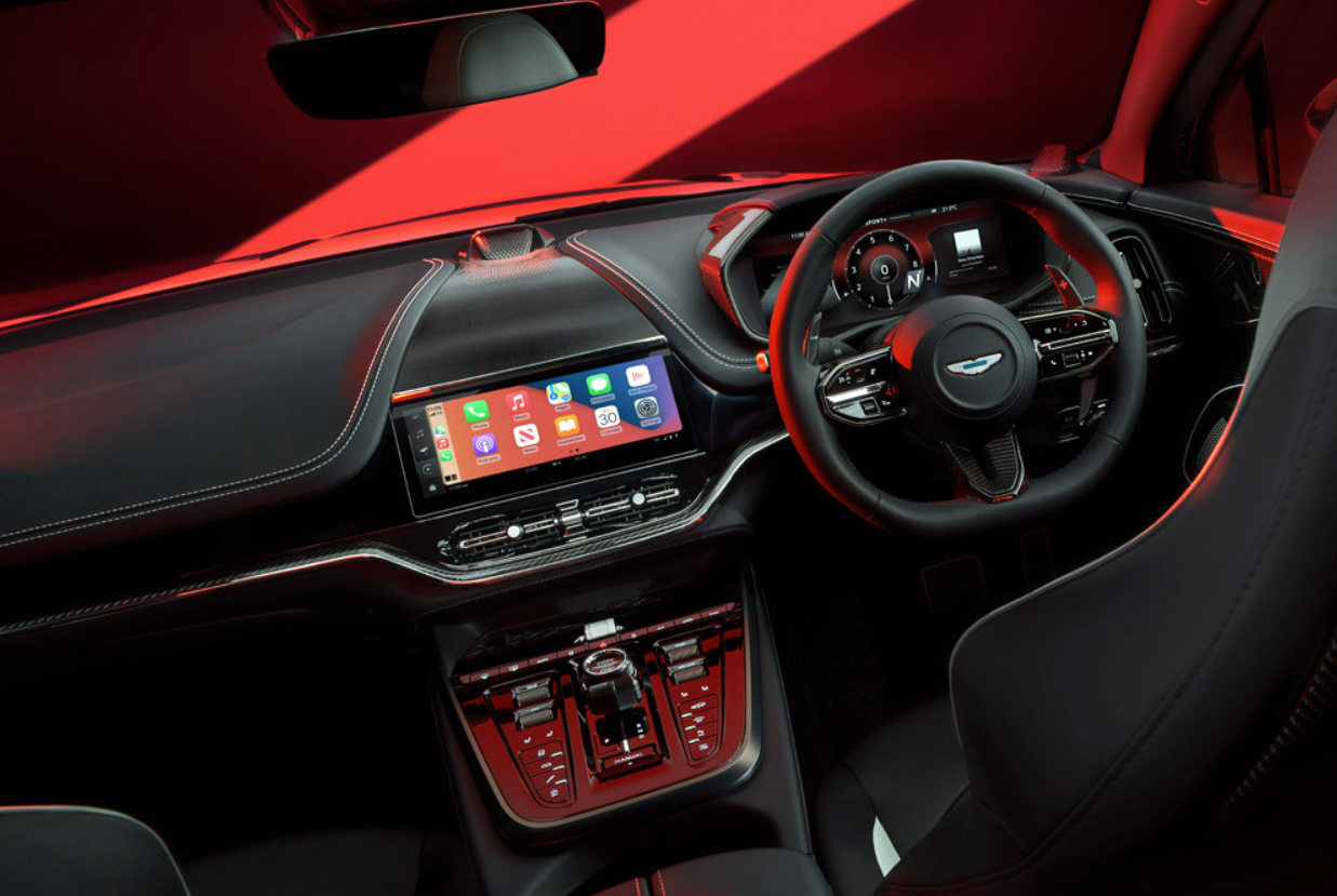 Кросовер Aston Martin DBX отримав найшвидшу версію