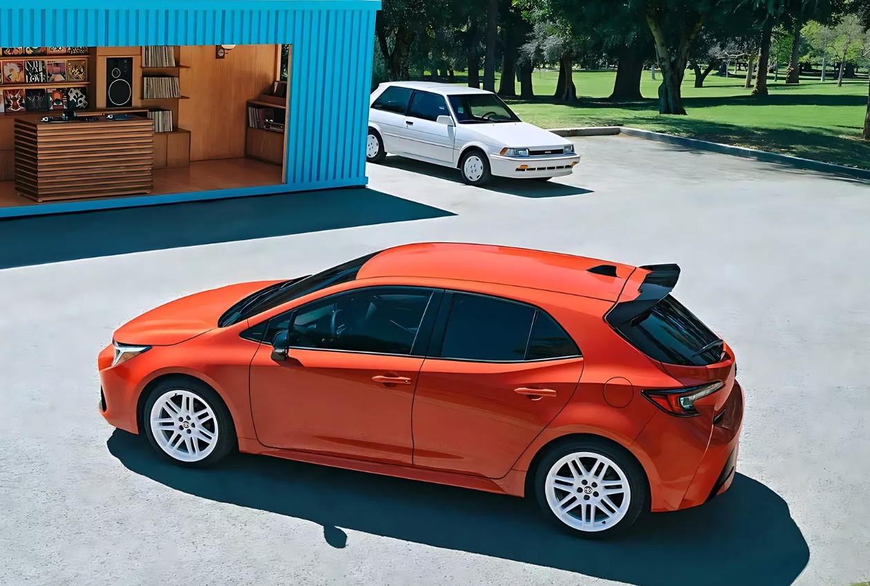 У стилі ретро: Toyota Corolla отримала спецверсію з лімітованим тиражем