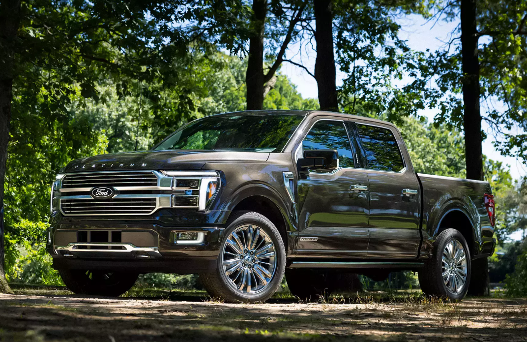 Ford відкликає мільйон машин через критичну ваду: як це вплине на "битки"