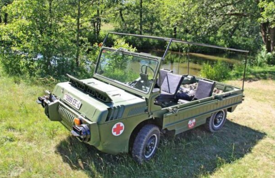 Унікальний автомобиль українского заводу ЛуАЗ: що вмів плаваючий ТПК