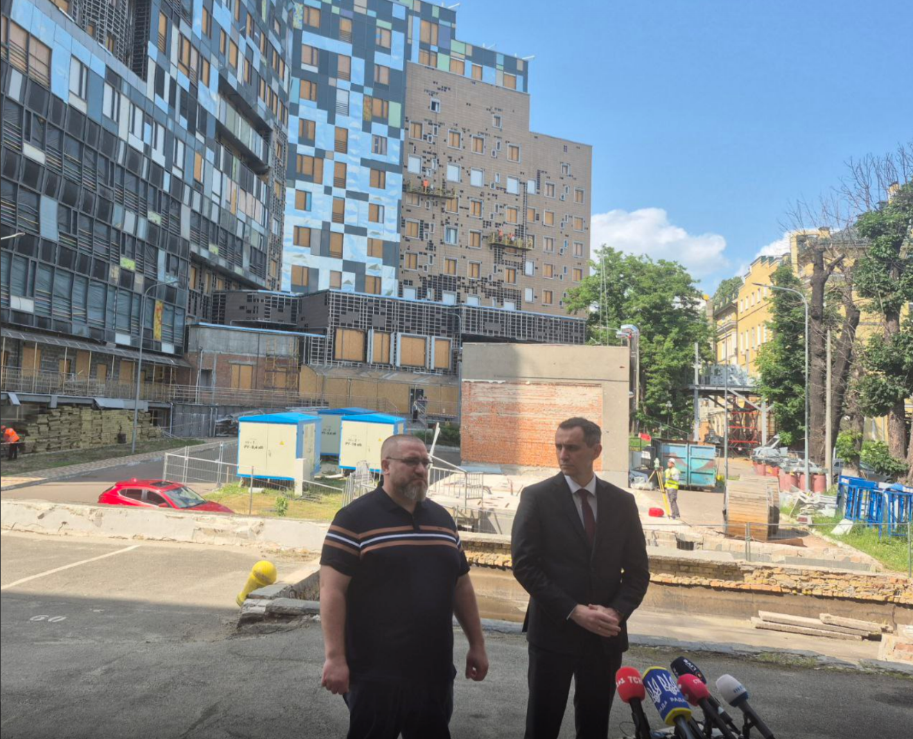 Ремонт без остановки больницы. Стало известно, когда восстановят поврежденный корпус Охматдета