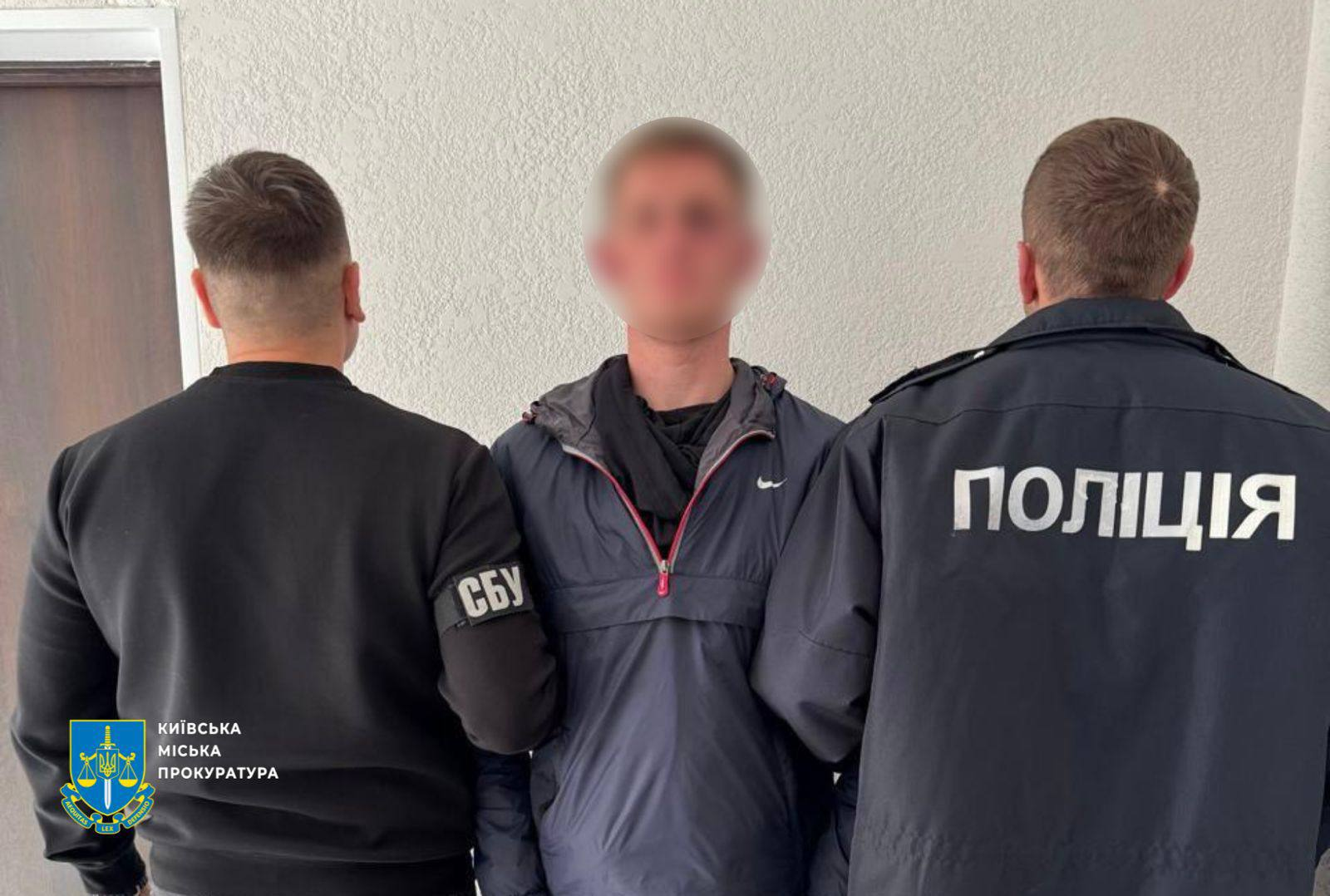 У Києві спалили авто Герою України в день народження (фото)