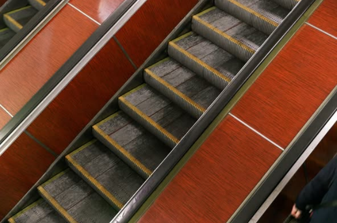 У метро Києва стартує капремонт ескалаторів: на якій станції та як надовго