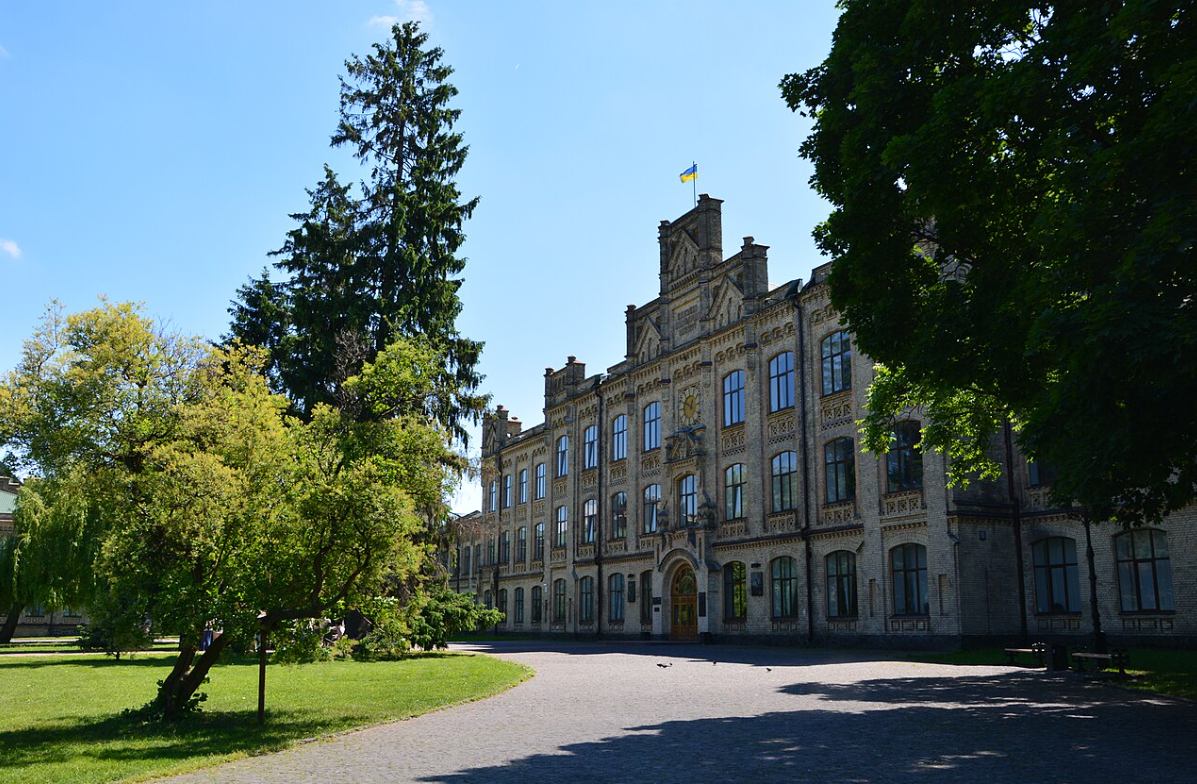 Ціни на навчання в КПІ: скільки доведеться платити вступникам у 2025 році