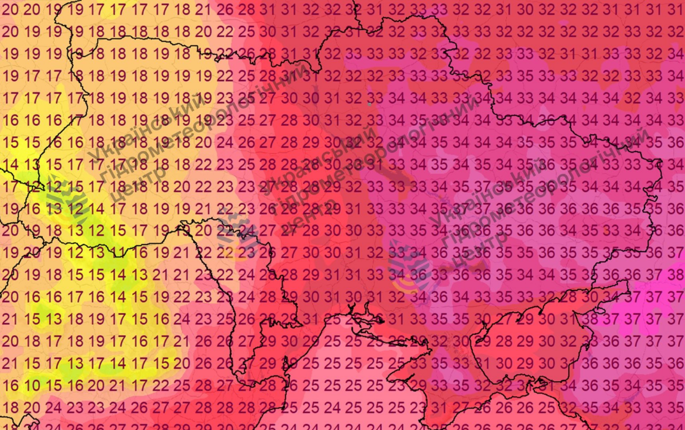Аномалия над Украиной? Почему запад "тонет" в ливнях, а центр и восток накрывает жара