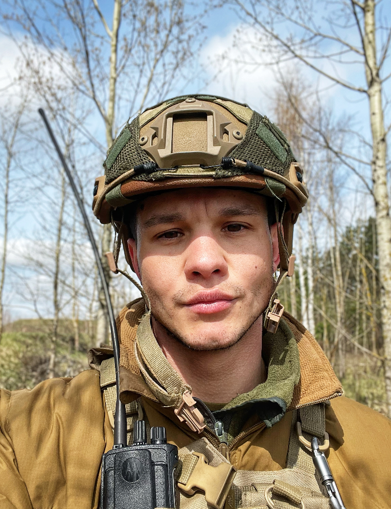 "Заздрю тим, хто думає, що скоро кінець війни": історії захисників від АТО і до сьогодні