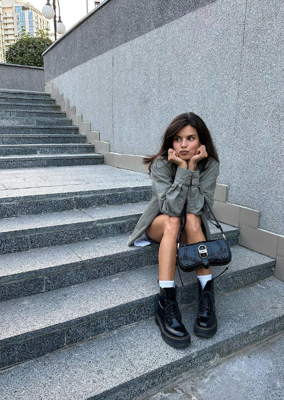 Мішель Андраде про зйомки в серіалі Netflix: "До мене ставилися, як до акторки першого плану"