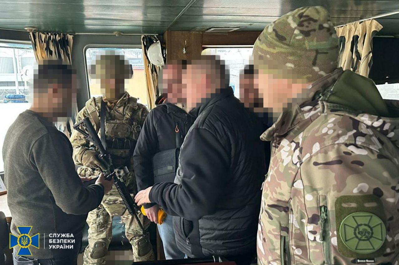 СБУ заарештувала в Одесі судно "тіньового флоту" РФ (фото)